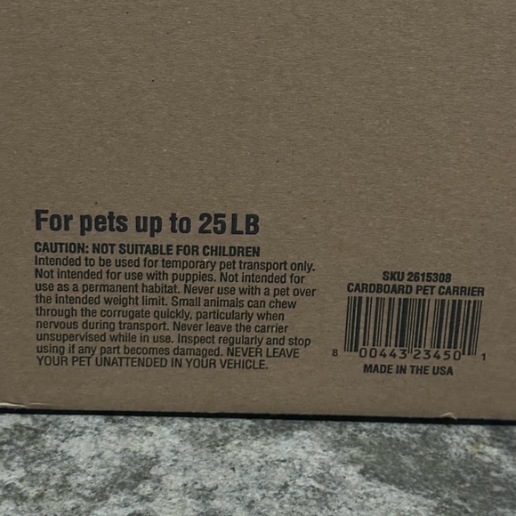 Petco Cardboard Small Pet Carrier 18.5" x 9" x 12" - Picture 5 of 11